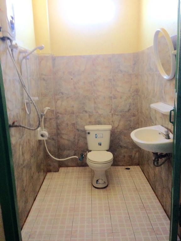 Real Vang Vieng Backpacker Hostel Szoba fotó