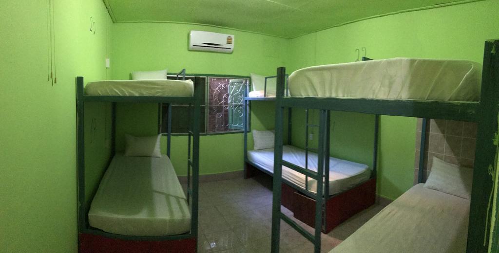 Real Vang Vieng Backpacker Hostel Kültér fotó