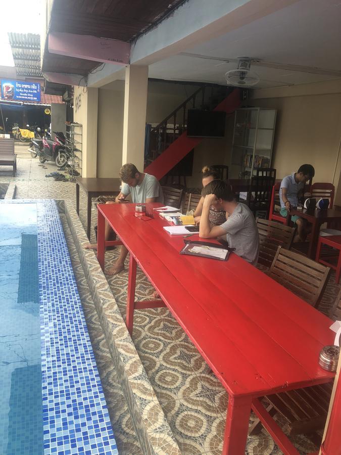 Real Vang Vieng Backpacker Hostel Kültér fotó