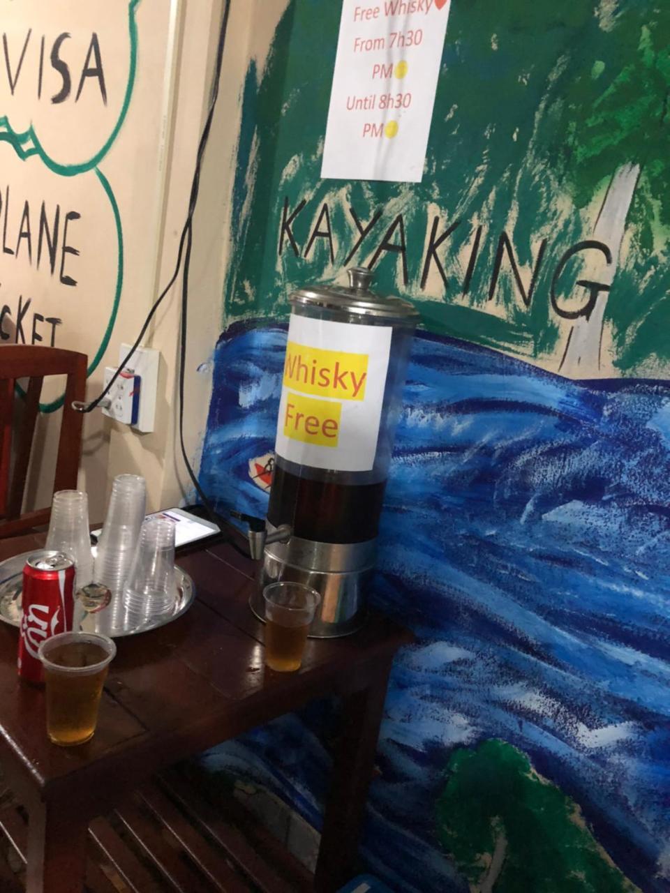 Real Vang Vieng Backpacker Hostel Kültér fotó