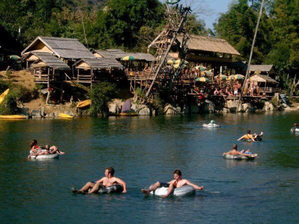 Real Vang Vieng Backpacker Hostel Kültér fotó