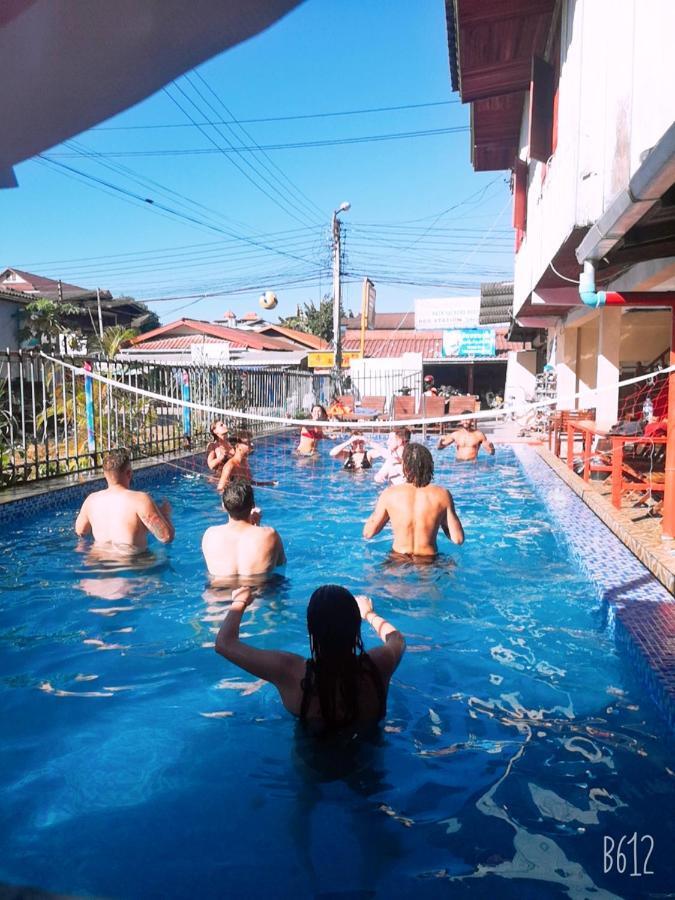 Real Vang Vieng Backpacker Hostel Kültér fotó